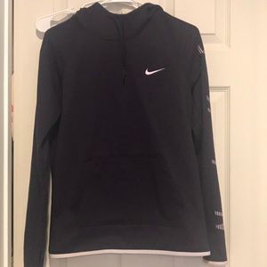 Nike Pullover